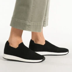 Slip-On-Sneaker - Schwarz -Schuh Geschäft 18290942 02